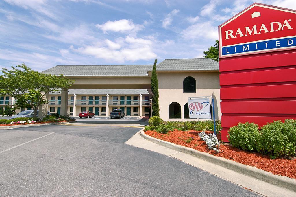 Days Inn By Wyndham Lexington-Columbia Zewnętrze zdjęcie